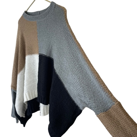 NWT Wooden Ships by Paola Buendia Oversized Boxy Soft Knit Colorblock Sweater - Picture 5 of 16